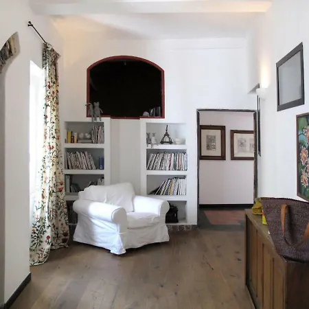 Holiday home Locazione Turistica Casa Giulia